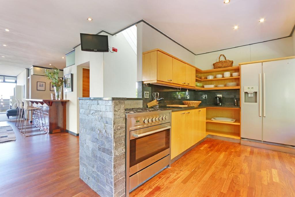 Villa Aqua By Totalstay Cape Town Exterior foto